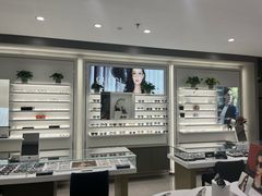 -镜客眼镜(浦江欢乐颂店)