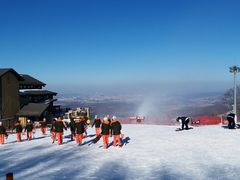 -中旅松花湖滑雪场