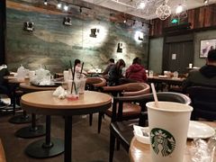 大堂-星巴克(南京大世界店)