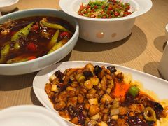 -渝信川菜 · 川味家常菜(财富购物中心店)