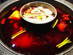 菌汤鸳鸯锅-晓宇重庆火锅(龙首店)