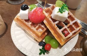 Lucy's Waffles
