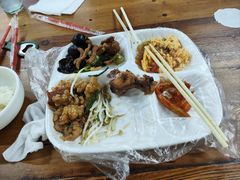 -食里香自助快餐(香槟小镇店)