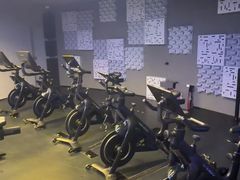 -TANGO LIVEHOUSE动感单车(巴黎春天店)