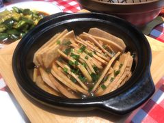 -琼大师东方烤乳猪(亚特兰蒂斯店)