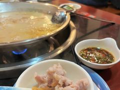 -老来福·非遗酸汤兔(凯旋路店)