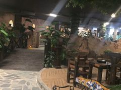 -泉城欧乐堡戏水湾艺术养生温泉