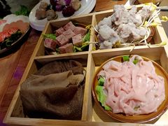 -城墙拐拐火锅(三峡广场黑金冠店)