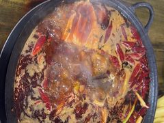 -黄潇洒老火锅(九眼桥宏济巷店)