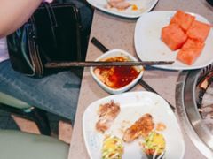 -金滏山烤肉·海鲜·火锅自助餐厅(襄阳万达店)