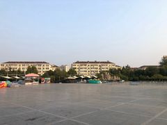 -利群海琴购物广场(商丘路店)