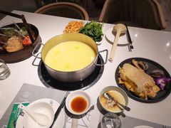 花胶鲍鱼鸡金汤-八珍玉食鸡煲·打边炉(印象城店)