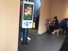 -麦当劳(伟城广场店)