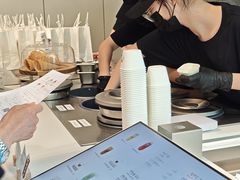 -喜茶(上海打浦桥日月光gelato lab+店)