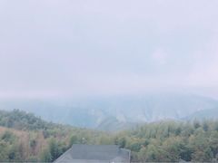 -宝石山