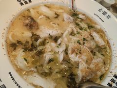 -渔语鱼酸菜鱼新川菜(来福士店)