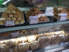 零售区-闻酥园(大慈寺店)