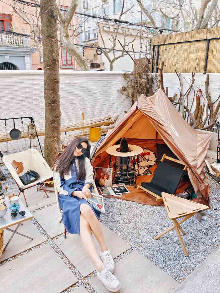 安福路250弄小区-"一个存在于现实生活和抽象艺术之间的展览,.