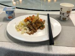 -锦龙国际酒店(天津奥体中心华苑地铁站店)