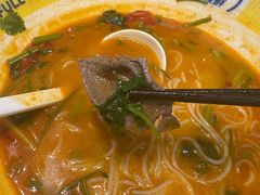 -粉小主·贵州酸汤牛肉粉(南京仙林金鹰店)