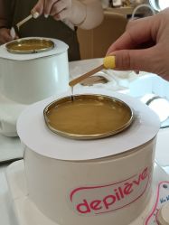 -Wax Brow蜜蜡脱毛美甲美睫眉吧