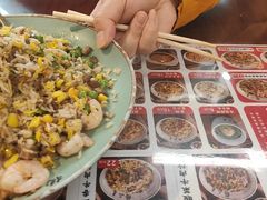 -扬二春炒饭(国庆路总店)