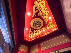 -梅龙镇酒家(南京西路总店)