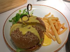 -阿妮叶李(光谷世界城店)