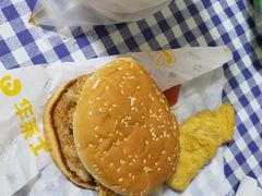 -华莱士·炸鸡汉堡(华府店)