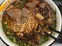 -伊穆祥牛肉面总店·清真