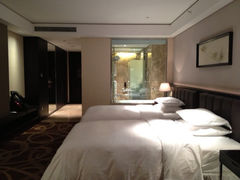 iphone_upload_pic-青岛西海岸隆和福朋喜来登酒店
