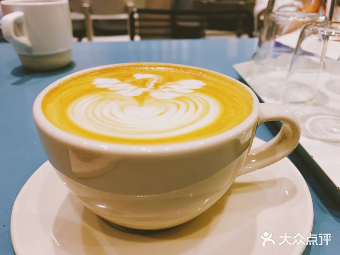 kyo coffee(胶州路店)瑰夏拿铁图片