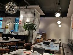 大堂-黄弟大排档·湖南菜·小龙虾·小海鲜(凯旋北路店)