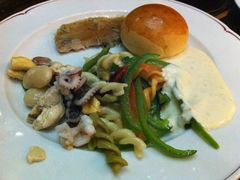 鹅肝酱-广州花园酒店-凌璇阁360度高空海鲜自助餐CAROUSEL