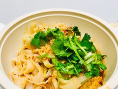 牛筋面配凉皮-多几谷·煎饼(上海七宝领展广场店)