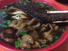 -小龙大肉面馆
