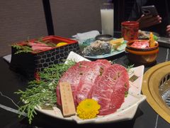 -山川小町·极番烧肉(新地假日广场店)