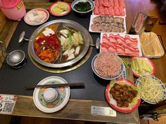 -沸炉重庆老火锅(军事博物馆店)