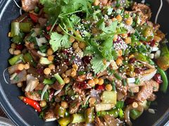 干锅带皮牛肉-古城苗家土菜馆(河景餐厅店)