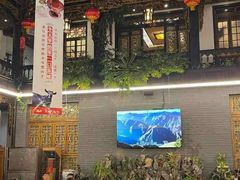 -蔼若春.传承三十年云南菜(金碧公园店)