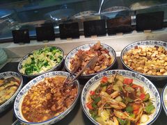 -飨食汇全日制餐厅·昆山皇冠假日酒店(九方店)