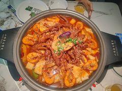 -徐记小怪兽肉蟹煲(中央大街店)