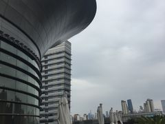 -上海跨国采购会展中心