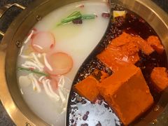 -小天鹅火锅·一线江景洪鼎旗舰店(洪崖洞店)