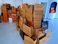 -聚云奢二手奢侈品黄金手表包包回收·中古店(三里屯总店)