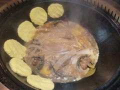 -锅老头海鲜铁锅炖