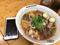 -狮头牌卤味研究所·卤味饭(花城汇南区店)