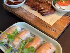 -大头虾越式风味餐厅(光明广场店)