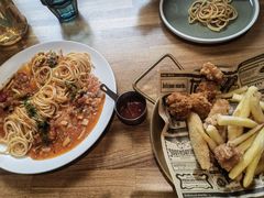 -Dragon Pizza•圆脸龙披萨·牛排餐厅