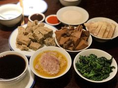 -咸亨酒店•非遗绍兴菜•中华老字号(堂吃餐厅)